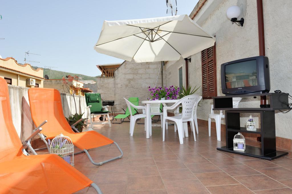 Case Vacanze Terra Sinus Terrasini Exterior photo